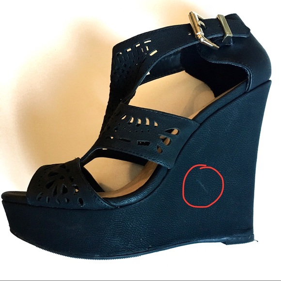 Call it spring womens black wedges in size 7.5 - Picture 11 of 12